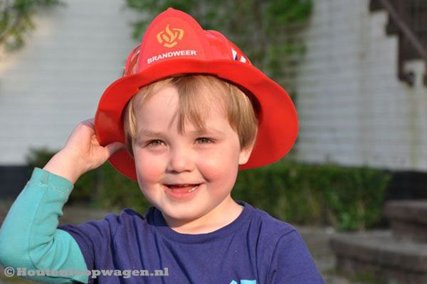 Extra speelplezier met je brandweerhelm.