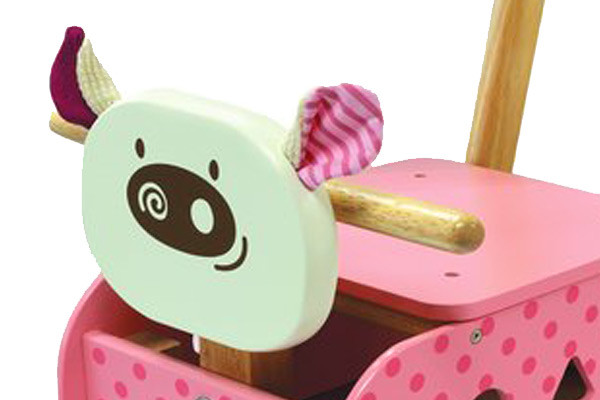 Met een prachtig biggen kopje.