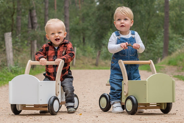 Teun (1 jaar) en Sef (14 maanden) beiden 80 cm lang